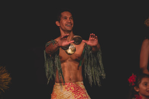 アリイ・ルアウ・レストラン slide 12