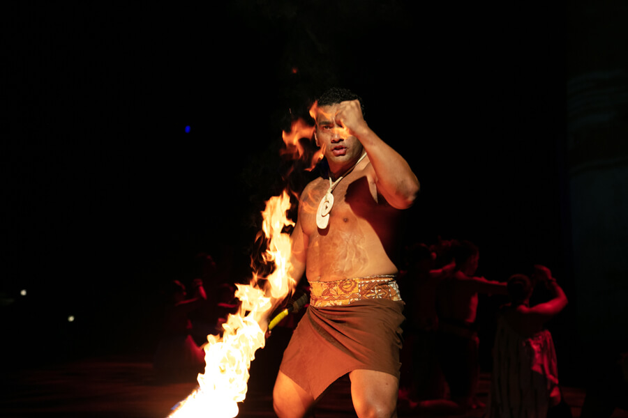 ファイヤーダンス slide 11