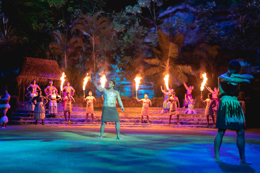 ファイヤーダンス slide 24