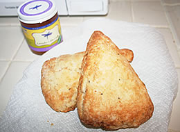 ラベンダー・スコーン