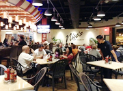 ニコス・ピア38