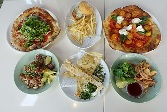 アラモアナ bills、ビルズ、ワイキキ、ハッピーアワー