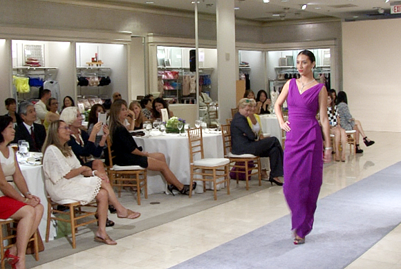 ハワイを訪問中のキアラ・ボーニさん