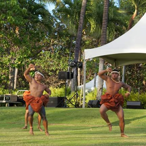 メレ&フラ・アット・ラニホクヌア