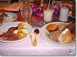 ザ・ロイヤル・ハワイアン・ホテル,ルアウショー,食事