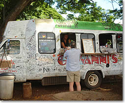 ホエラーズ・ビレッジ, フードコート