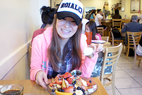 ハワイ旅行に当選した中村さんご夫妻