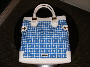 ロイヤル・ハワイアン・センターで見つけたバッグ