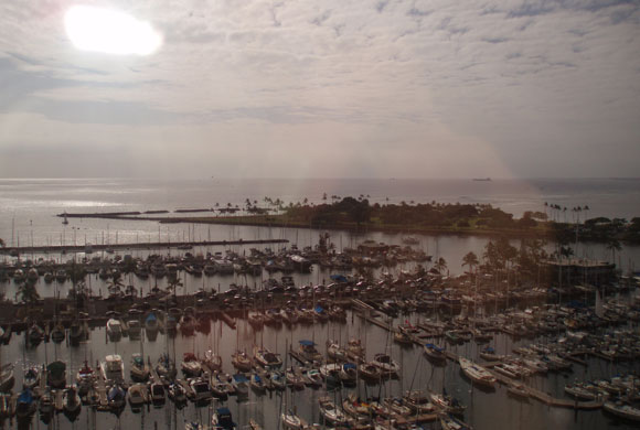 ハワイ旅行に当選した若村さん親子