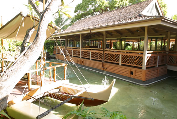 polynesia ウィローズはホノルル市内モイリイリの素敵なガーデンレストラン