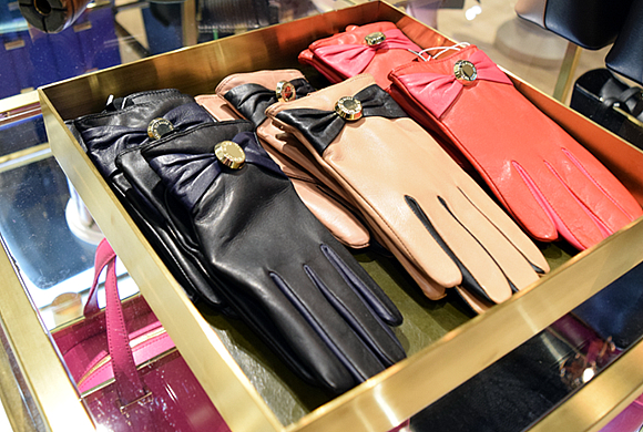 アラモアナセンターのエヴァウィングにオープン、テッドベーカー・ロンドン